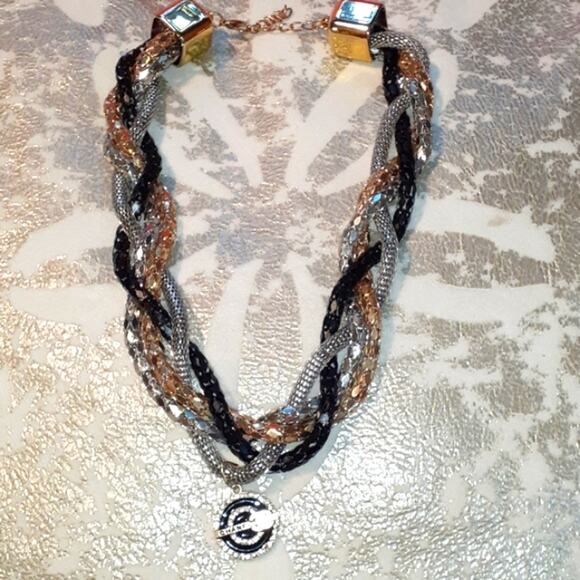 CHUNKY Layered Art Necklace COCO Pendent Black & Gold Chains Thick Chains Bling - Picture 4 of 8